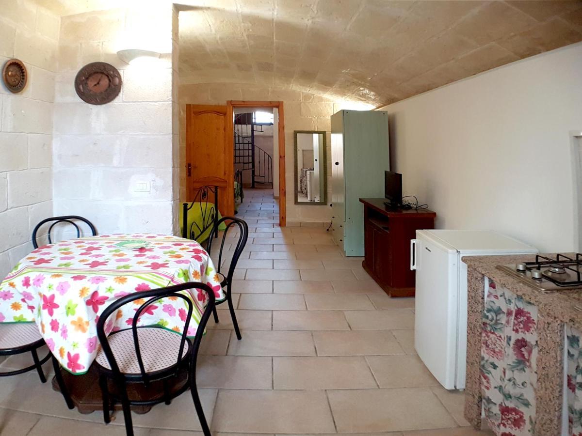 Oikia Vacanze Uggiano La Chiesa Casa Dante 外观 照片
