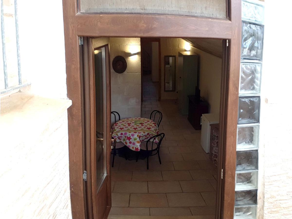 Oikia Vacanze Uggiano La Chiesa Casa Dante 外观 照片