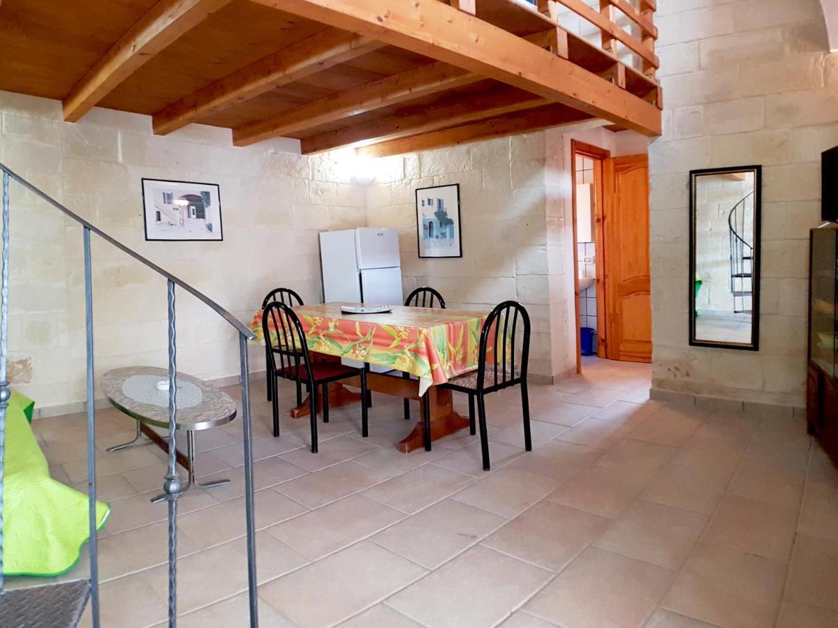 Oikia Vacanze Uggiano La Chiesa Casa Dante 外观 照片
