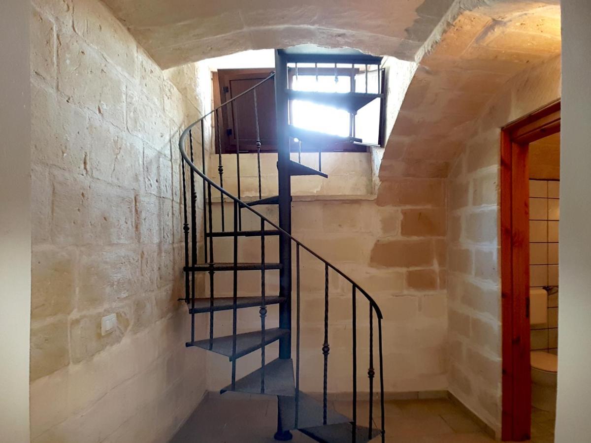 Oikia Vacanze Uggiano La Chiesa Casa Dante 外观 照片