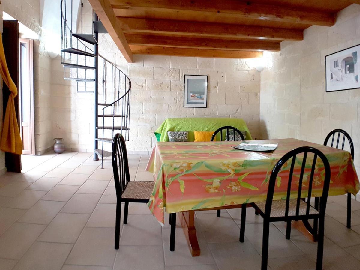 Oikia Vacanze Uggiano La Chiesa Casa Dante 外观 照片